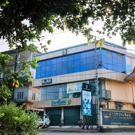 An Regency Hotel Edappal Exterior photo